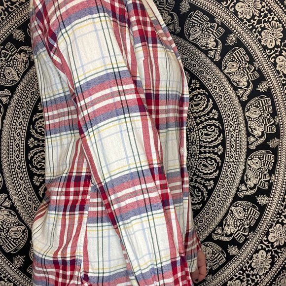 Gap Red and White Flannel - Picture 3 of 5